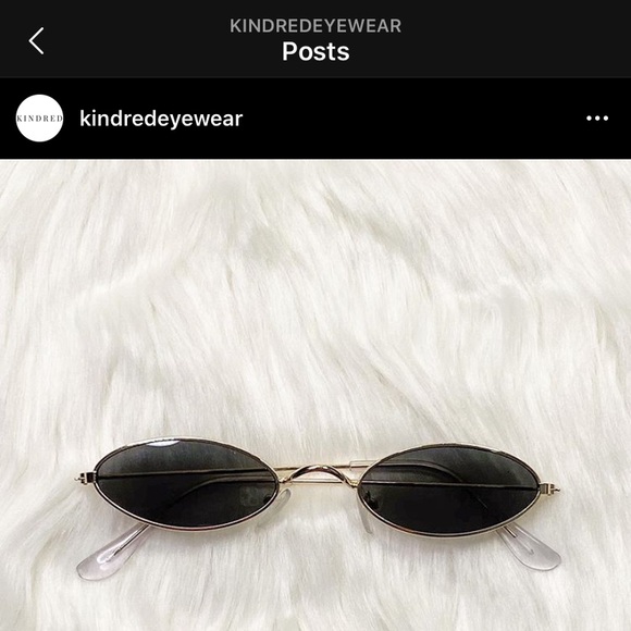 2 PAIRS OF CUTE SUNGLASSES - Picture 2 of 5